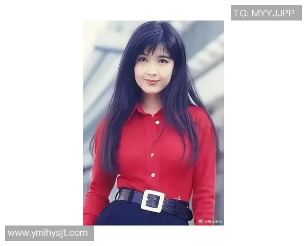 香港足球明星周慧敏的精彩瞬间与职业生涯回顾图片集锦